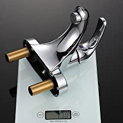 Single Handle Commercial Bathroom Faucet Chrome Lead-Free 4 Inch Centerset Bathroom Basin Sink Faucets
