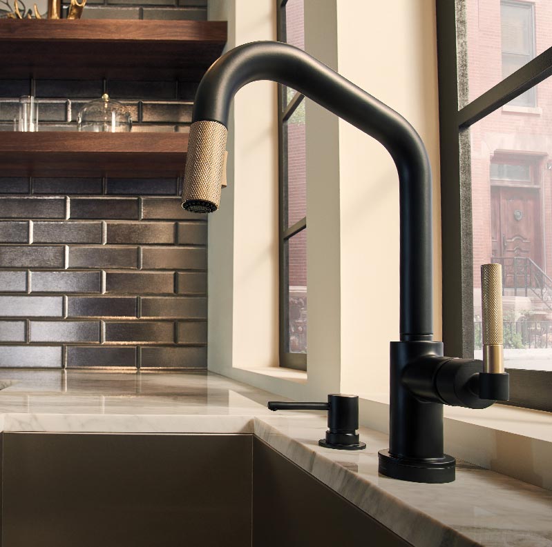 Luxury High Arc Gooseneck kitchen faucet 360 degree Rotation Matte Black Bronze Pull Down Kitchen Faucet